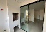APARTAMENTO EM ITAPEMA, COM 02 DORMS, SENDO 01 SUI