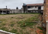 TERRENO COM RUA CAL�ADA, MEDINDO 303m�