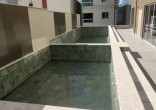 APARTAMENTO EM ITAPEMA, COM 02 DORMS, 350M MAR, PR