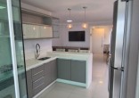 APTO EM ITAPEMA, COM 02 SUITES, CLOUSET, MOBILIADO