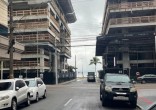 APTO EM MEIA PRAIA, MOBILIADO, COM 03 SUITES, 150M