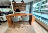 APTO EM MEIA PRAIA, MOBILIADO, COM 03 SUITES, 150M