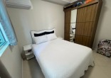 APTO EM MEIA PRAIA, MOBILIADO, COM 03 SUITES, 150M