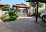 CASA COM 03 DORMIT�RIOS, MOBILIADA, CENTRO DO MORR