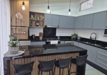 SOBRADO COM 04 SUITES, MOBILIADO, ACEITA FINANCIAM