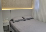 APTO, APROX. 350M DO MAR, COM 02 SUITES, MOBILIADO