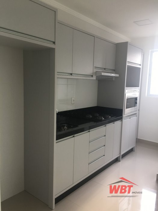 Apartamento Aluguel Anual Semi-Mobiliado