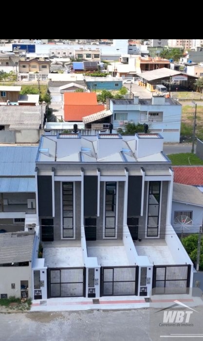 Sobrado 3 dormitorios 