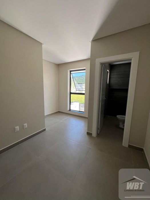 Sobrado 3 dormitorios 