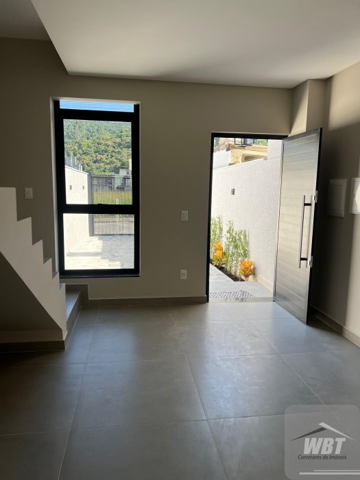 Sobrado 3 dormitorios 