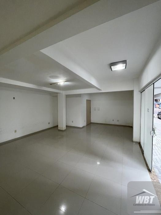 Sala Comercial Anual