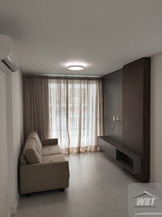 APARTAMENTO EM ITAPEMA, COM 02 DORMS, 400m MAR, MO