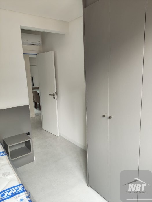 APARTAMENTO EM ITAPEMA, COM 02 DORMS, 400m MAR, MO