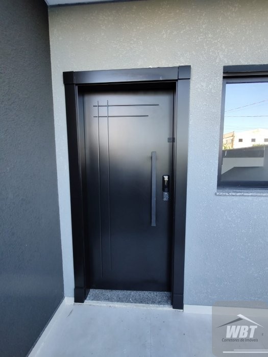 SOBRADO COM 03 DORMS., SENDO 01 SUITE, FINANCI�VEL