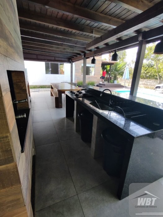 �TIMA CHACARA COM �REA DE 3.582.70M�, PARA MORADIA