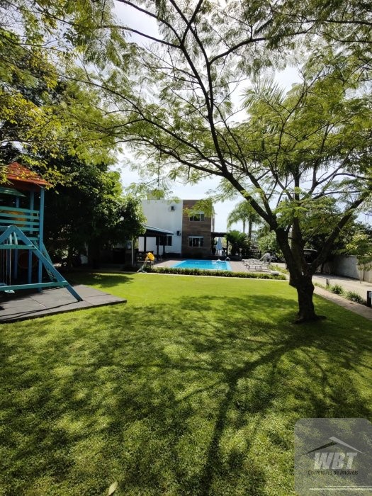 �TIMA CHACARA COM �REA DE 3.582.70M�, PARA MORADIA