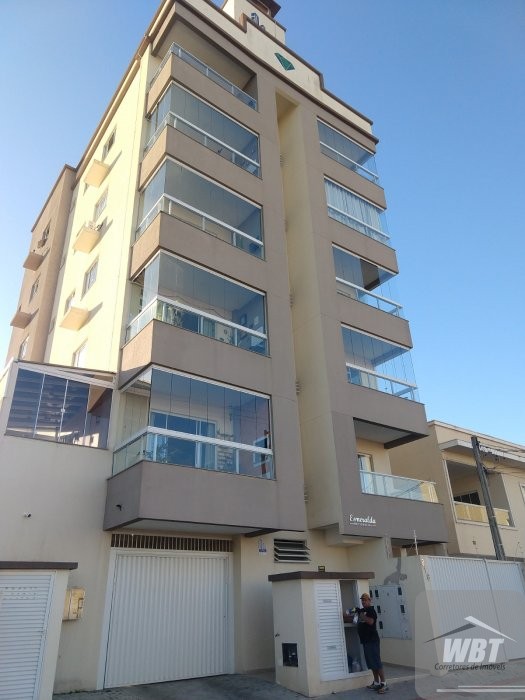 Apartamento com 02 dorm, SEMI-Mobiliado, 900m mar!
