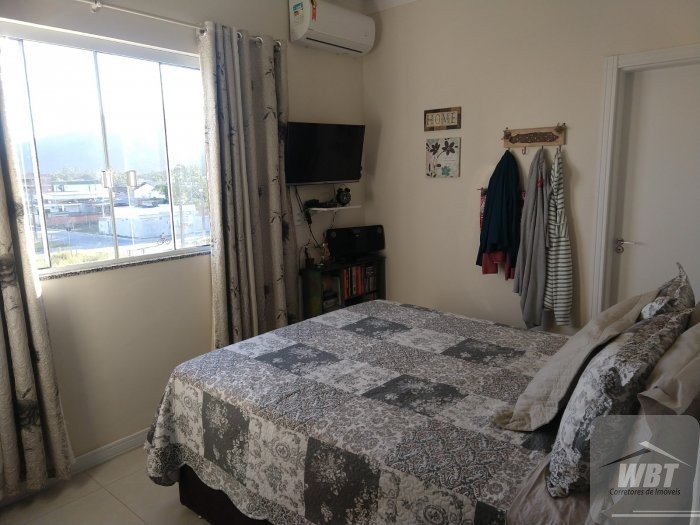 Apartamento com 02 dorm, SEMI-Mobiliado, 900m mar!