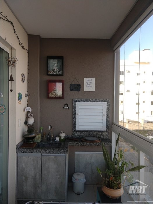 Apartamento com 02 dorm, SEMI-Mobiliado, 900m mar!