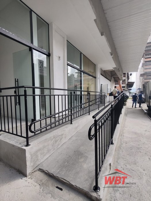 SALA COMERCIAL EM ITAPEMA, PRONTA, COM 75M�, OPORT