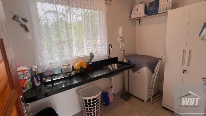 EXCELENTE CASA EM ITAPEMA