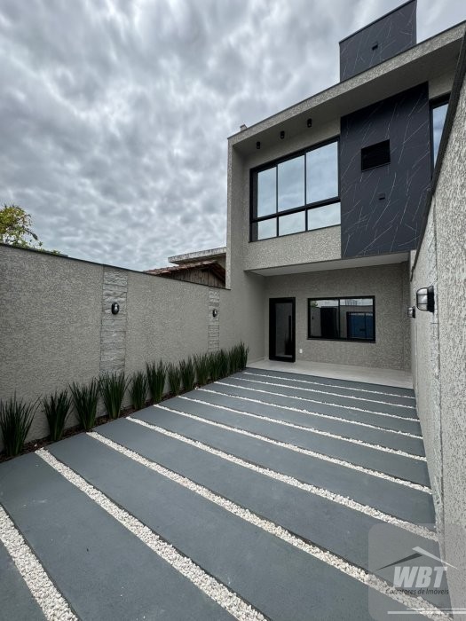 SOBRADOS COM 03 DORMS., PRONTO, FINANCI�VEL!!!