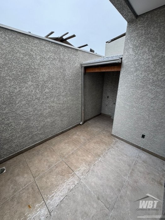 SOBRADOS COM 03 DORMS., PRONTO, FINANCI�VEL!!!