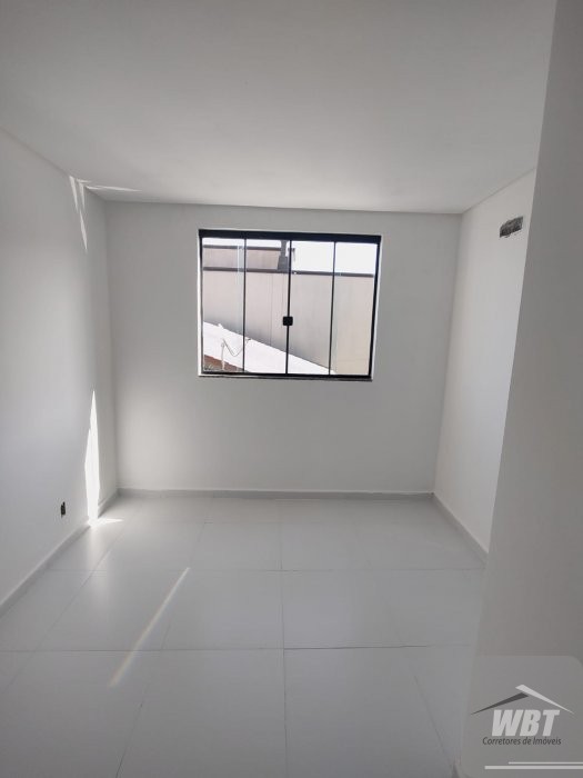 SOBRADOS EM ITAPEMA, COM 02 DORMS