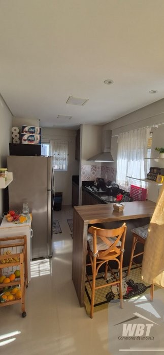 APARTAMENTO EM ITAPEMA, 300M MAR, COM 02 DORMS, MO
