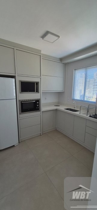 APARTAMENTO EM ITAPEMA, MOBILIADO, COM 03 DORMS, S