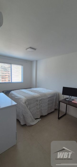 APARTAMENTO EM ITAPEMA, MOBILIADO, COM 03 DORMS, S