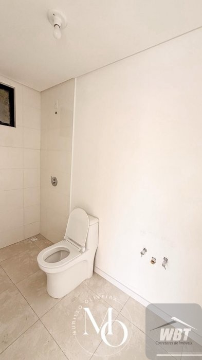 APARTAMENTO EM ITAPEMA, COM 02 DORMS, 500M DO MAR!