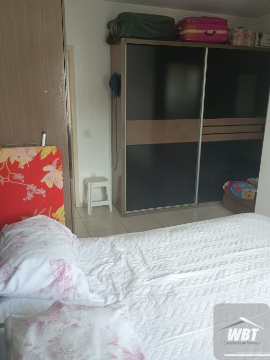 SOBRADO COM 02 SU�TES, AREA CENTRAL