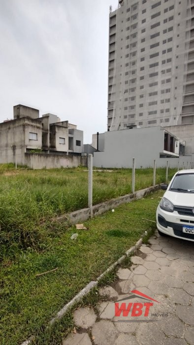 02 TERRENOS JUNTOS EM ITAPEMA, COM 567m�, RUA CAL�