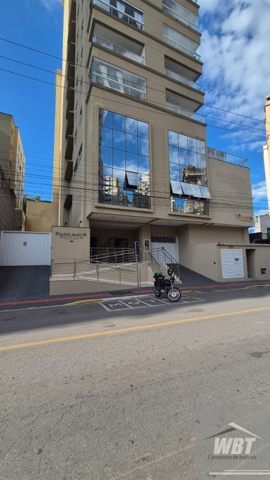 APARTAMENTO COM 02 DORMS, SENDO 01 SUITE, 600M MAR