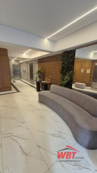 APARTAMENTO EM ITAPEMA, COM 02 DORMS, 350M MAR, PR