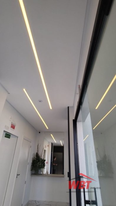 APTO EM ITAPEMA, MOBILIADO, COM 03 DORMS, SENDO 01