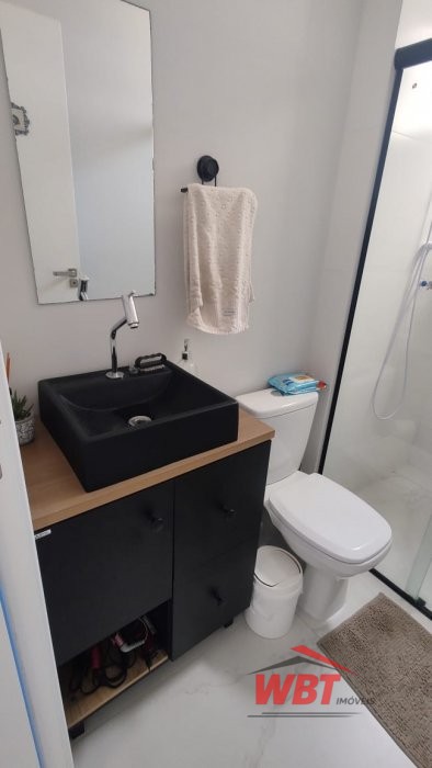 APTO EM ITAPEMA, MOBILIADO, COM 03 DORMS, SENDO 01