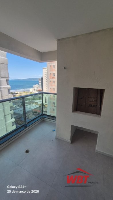 APTO EM ITAPEMA, COM 02 SUITES, VISTA MAR, LAZER C