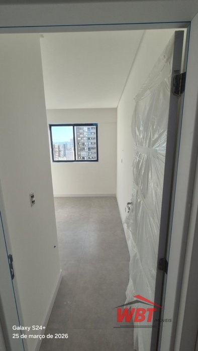 APTO EM ITAPEMA, COM 02 SUITES, VISTA MAR, LAZER C