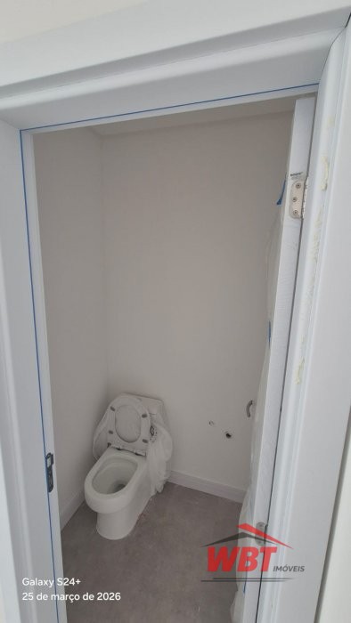 APTO EM ITAPEMA, COM 02 SUITES, VISTA MAR, LAZER C