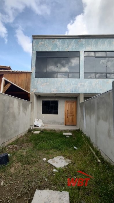 SOBRADOS COM 02 SUITES, MEDINDO 135M� 02 VAGAS