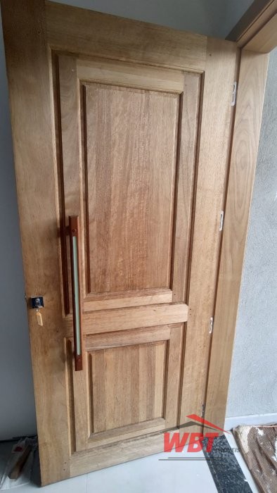 SOBRADOS COM 02 SUITES, MEDINDO 135M� 02 VAGAS