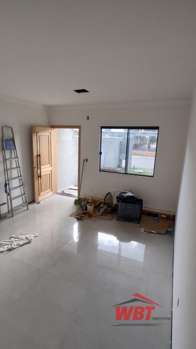 SOBRADOS COM 02 SUITES, MEDINDO 135M� 02 VAGAS