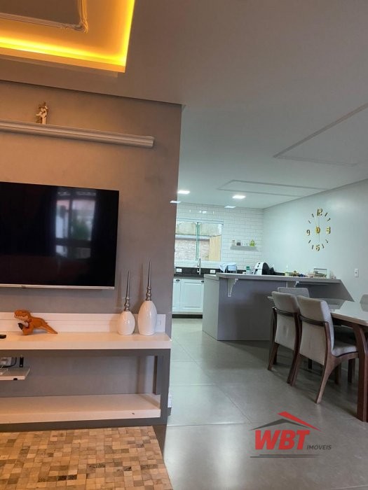 SOBRADO MOBILIADO, COM 03 DORMS, MOBILIADO, ACEITA