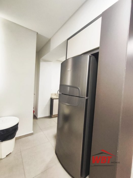 APTO COM 02 DORMS., SENDO 01 SUITE, 300M MAR, MOBI