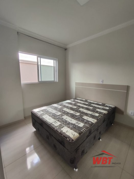 APTO COM 02 DORMS., SENDO 01 SUITE, 300M MAR, MOBI