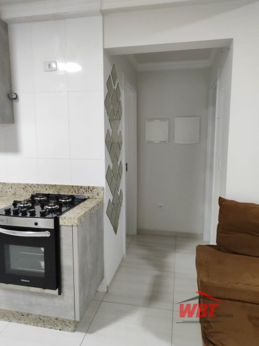 APTO COM 02 DORMS., SENDO 01 SUITE, 300M MAR, MOBI