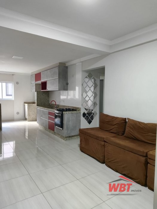 APTO COM 02 DORMS., SENDO 01 SUITE, 300M MAR, MOBI