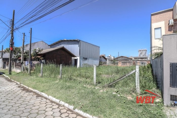 TERRENO EM ITAPEMA, PRONTO PARA CONSTRUIR COM 283M